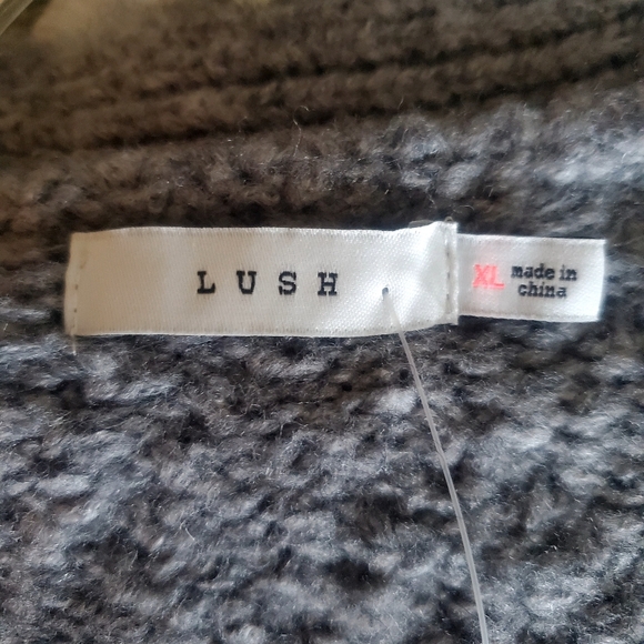 Lush Grey Cardigan Sweater Pearls Embelished XL - Picture 8 of 9